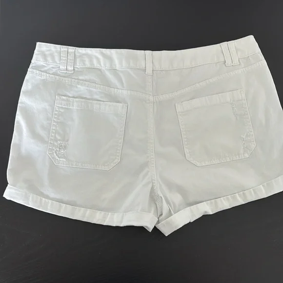 Edgy Streetwear BUNDLE (4) Bustier Shorts Tee Button Down Y2k Coquette Festival - Picture 3 of 16